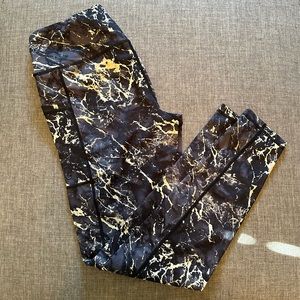Constantly Varied Gear - CVG full length leggings Gold marble Large